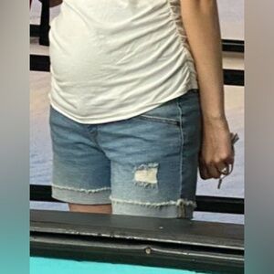 A Glow Maternity Casual Jean Shorts